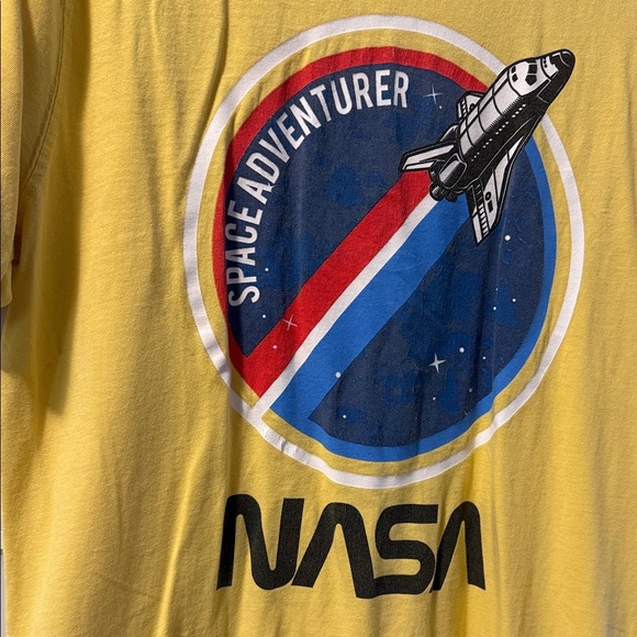 Vintage NASA Yellow T-Shirt - Picture 3 of 7